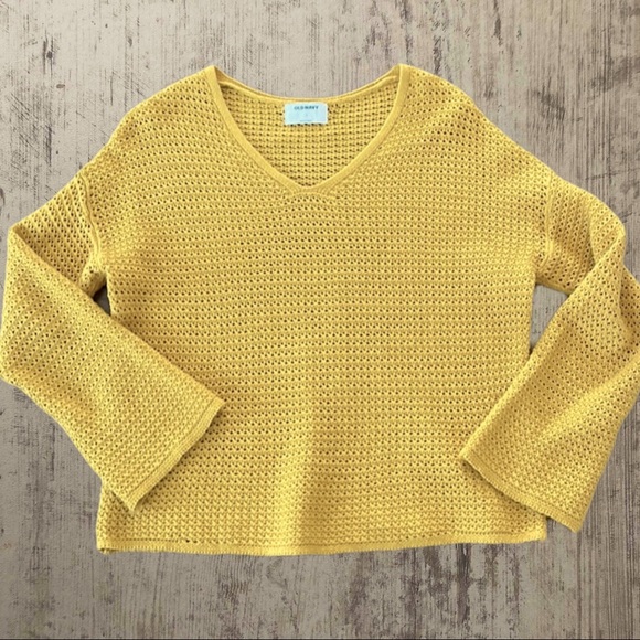 Old Navy Sweaters - Old Navy Sweater